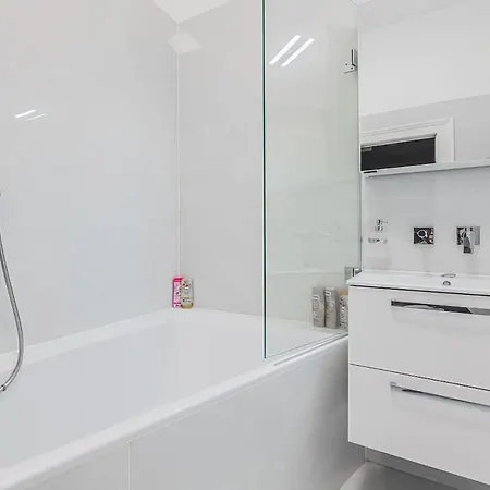 Apartamento Private Room, Ac, W Kitchen *