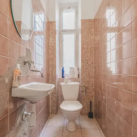 Private Room, Ac, W Kitchen * Praga